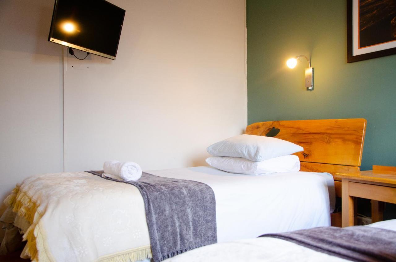 Desert Dew Guest House Hutchinson Buitenkant foto